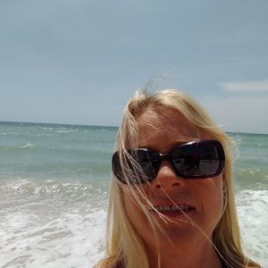 Meet your Posher, Marna